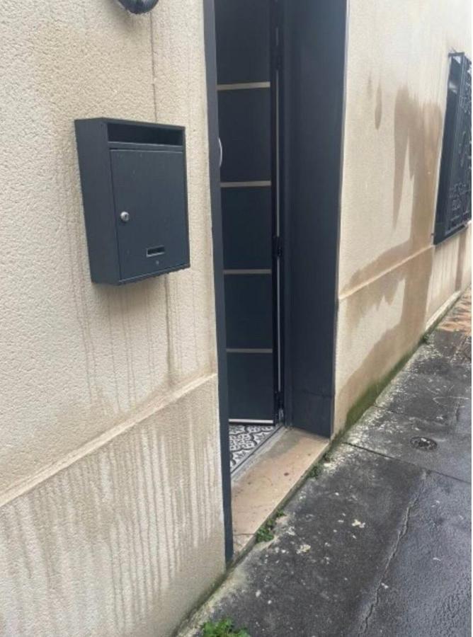 La Maison Des Vignes Bordéus Exterior foto